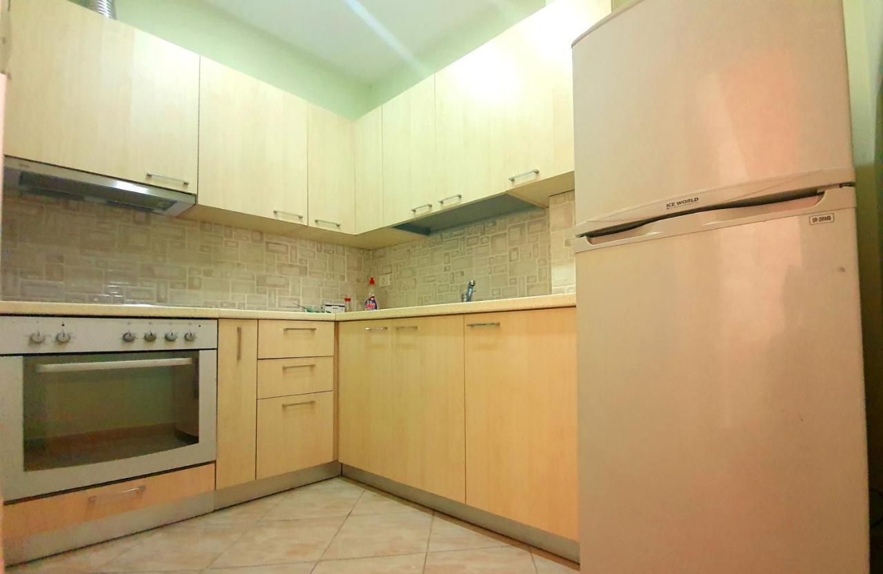 A Cheerful Villa With Free Parking Space تيرانا المظهر الخارجي الصورة